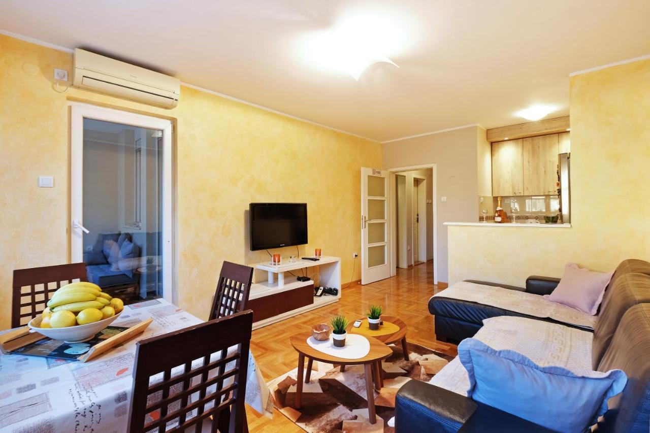Sky City View Apartment & Big Terrace Beograd Ngoại thất bức ảnh